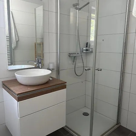 Ferienwohnung Stilvoll Wohnen Am Brasselsberg Kassel Exterior foto